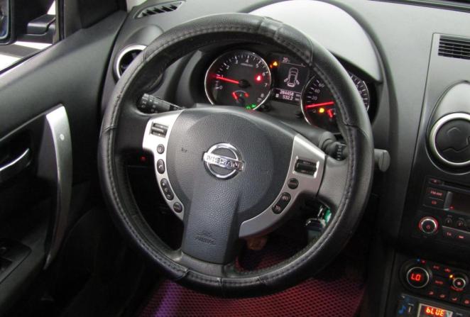 Nissan Qashqai I Рестайлинг с пробегом 2011 года, цена 886 000 рублей, 284458 км, внедорожник, Автокод Объявления
