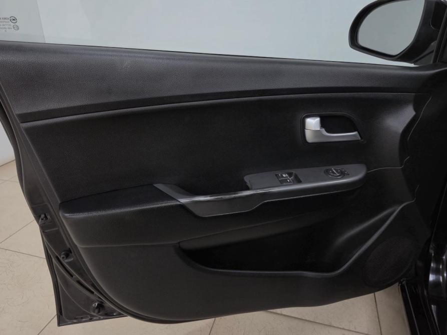 Kia Rio III Альметьевск  - изображение 9