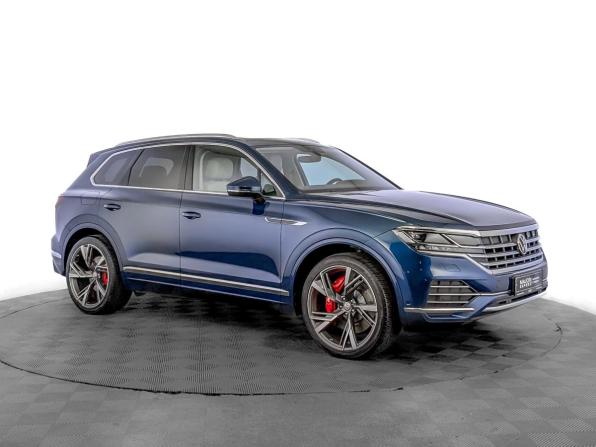 Volkswagen Touareg III с пробегом 2022 года, цена 7 600 000 рублей, 39500 км, внедорожник, Автокод Объявления