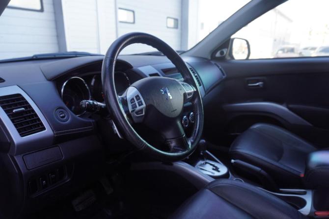 Peugeot 4007 с пробегом 2011 года, цена 1 099 000 рублей, 203000 км, внедорожник, Автокод Объявления