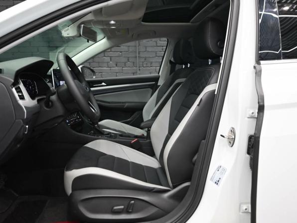 Volkswagen Bora IV (China Market) Рестайлинг с пробегом 2023 года, цена 2 090 000 рублей, 14123 км, седан, Автокод Объявления