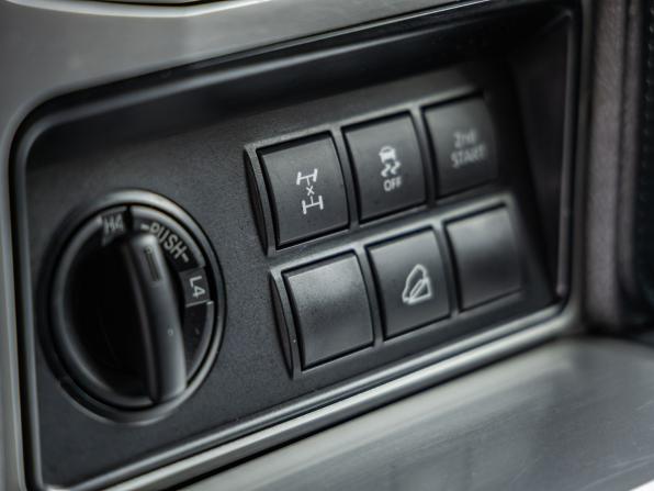 Toyota Land Cruiser Prado 150 Series Рестайлинг 2 с пробегом 2019 года, цена 4 498 000 рублей, 151033 км, внедорожник, Автокод Объявления