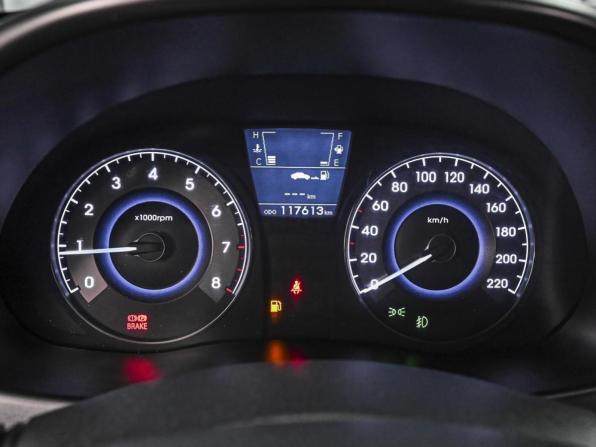 Hyundai Solaris I с пробегом 2013 года, цена 779 000 рублей, 117613 км, седан, Автокод Объявления
