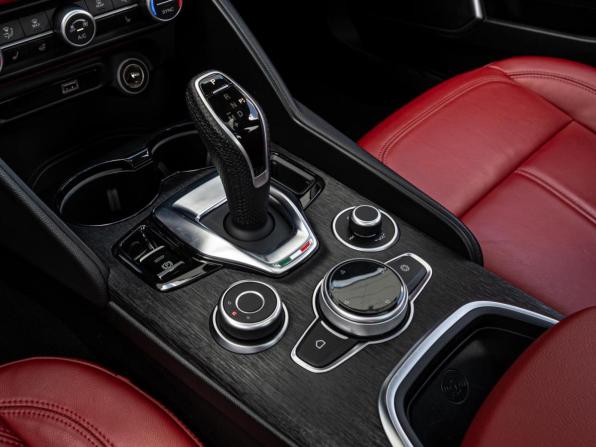Alfa Romeo Giulia II (952) с пробегом 2019 года, цена 3 745 000 рублей, 55445 км, седан, Автокод Объявления