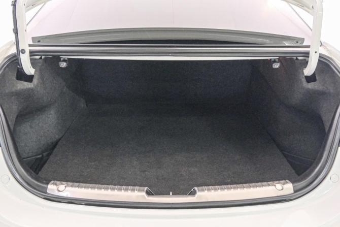 Mazda 6 III (GJ) с пробегом 2014 года, цена 1 449 000 рублей, 126849 км, седан, Автокод Объявления