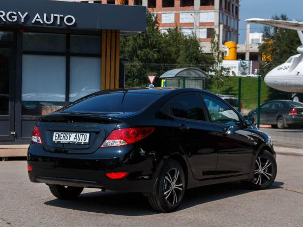 Hyundai Solaris I Рестайлинг с пробегом 2014 года, цена 930 000 рублей, 168598 км, седан, Автокод Объявления