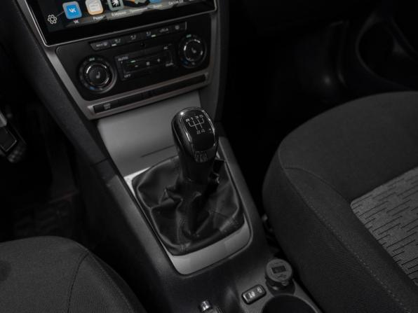 Skoda Octavia II (A5) Рестайлинг с пробегом 2013 года, цена 785 000 рублей, 204447 км, лифтбек, Автокод Объявления
