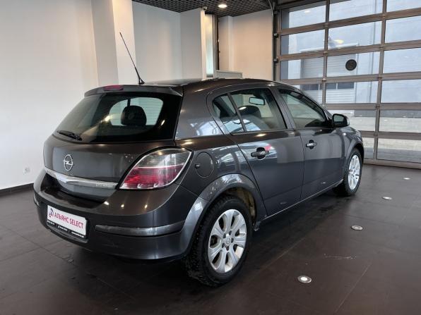 Opel Astra H Рестайлинг с пробегом 2010 года, цена 570 000 рублей, 166220 км, хэтчбек, Автокод Объявления