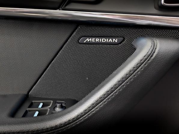 Jaguar F-Type I Рестайлинг 2 с пробегом 2020 года, цена 5 555 000 рублей, 23626 км, купе, Автокод Объявления