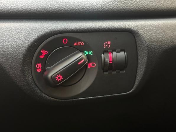 Audi Q3 I (8U) Рестайлинг с пробегом 2015 года, цена 1 930 000 рублей, 125287 км, внедорожник, Автокод Объявления