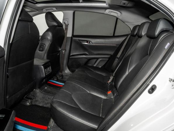 Toyota Camry VIII (XV70) Рестайлинг с пробегом 2021 года, цена 3 298 000 рублей, 50234 км, седан, Автокод Объявления