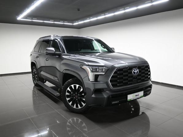Toyota Sequoia III с пробегом 2023 года, цена 10 250 000 рублей, 53906 км, внедорожник, Автокод Объявления