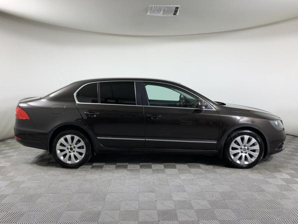Skoda Superb II Рестайлинг с пробегом 2015 года, цена 1 030 000 рублей, 155457 км, лифтбек, Автокод Объявления