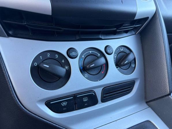 Ford Focus III с пробегом 2013 года, цена 565 000 рублей, 291000 км, седан, Автокод Объявления