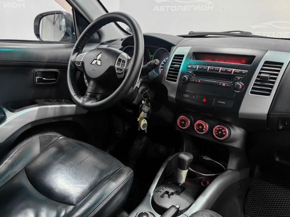Mitsubishi Outlander II Рестайлинг с пробегом 2010 года, цена 1 199 000 рублей, 274300 км, внедорожник, Автокод Объявления