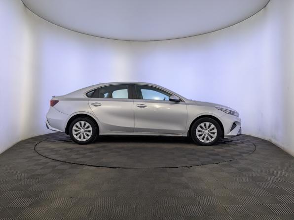 Kia Cerato IV Рестайлинг с пробегом 2022 года, цена 2 040 000 рублей, 62530 км, седан, Автокод Объявления