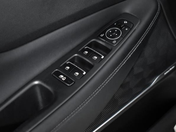 Hyundai Santa Fe IV Рестайлинг с пробегом 2021 года, цена 3 840 000 рублей, 85138 км, внедорожник, Автокод Объявления