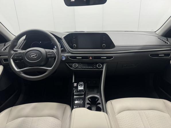 Hyundai Sonata VIII (DN8) с пробегом 2021 года, цена 2 650 000 рублей, 71950 км, седан, Автокод Объявления