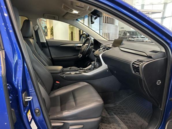 Lexus NX I с пробегом 2016 года, цена 2 543 500 рублей, 130141 км, внедорожник, Автокод Объявления