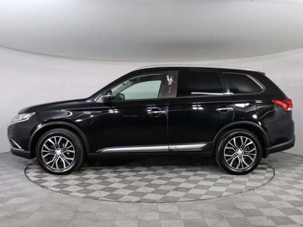Mitsubishi Outlander III Рестайлинг 3 с пробегом 2018 года, цена 1 900 000 рублей, 173892 км, внедорожник, Автокод Объявления