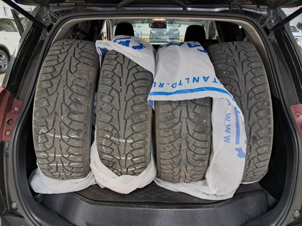 Toyota RAV4 IV (XA40) с пробегом 2015 года, цена 1 930 000 рублей, 173288 км, внедорожник, Автокод Объявления