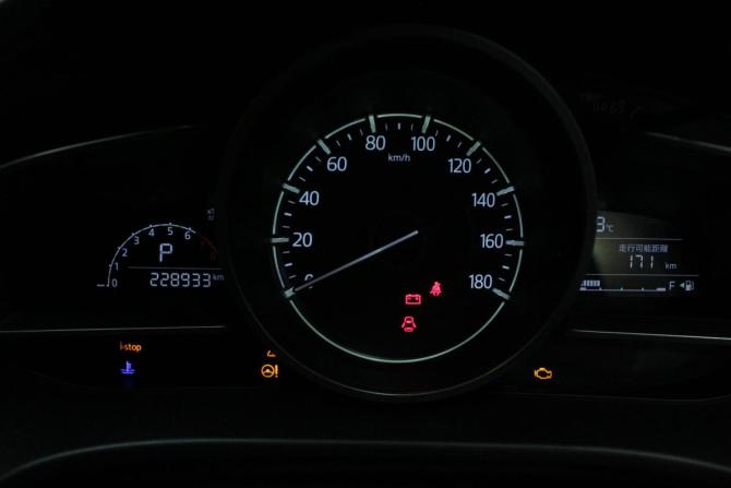 Mazda Axela III Рестайлинг с пробегом 2017 года, цена 1 199 000 рублей, 228279 км, хэтчбек, Автокод Объявления