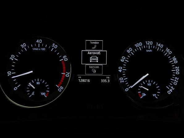 Skoda Rapid I с пробегом 2016 года, цена 1 185 000 рублей, 128013 км, лифтбек, Автокод Объявления