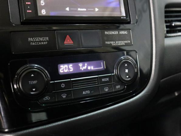 Mitsubishi Outlander III Рестайлинг 2 с пробегом 2016 года, цена 1 490 000 рублей, 169678 км, внедорожник, Автокод Объявления