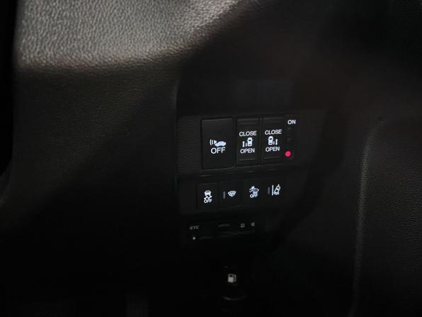 Honda Freed II с пробегом 2017 года, цена 1 625 000 рублей, 110703 км, компактвэн, Автокод Объявления