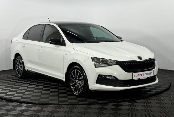 Skoda Rapid II с пробегом 2021 года, цена 1 701 000 рублей, 130580 км, лифтбек, Автокод Объявления