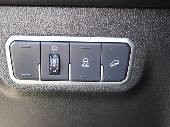 Haval M6 II с пробегом 2024 года, цена 1 839 000 рублей, 48401 км, внедорожник, Автокод Объявления