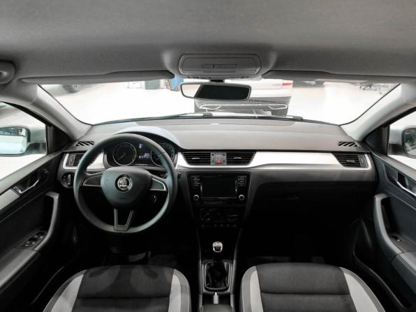 Skoda Rapid I Рестайлинг с пробегом 2018 года, цена 1 350 000 рублей, 100764 км, лифтбек, Автокод Объявления