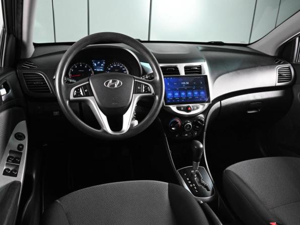 Hyundai Solaris I с пробегом 2011 года, цена 899 000 рублей, 156598 км, хэтчбек, Автокод Объявления