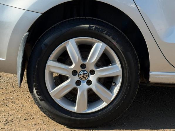 Volkswagen Polo V с пробегом 2013 года, цена 599 000 рублей, 242000 км, седан, Автокод Объявления