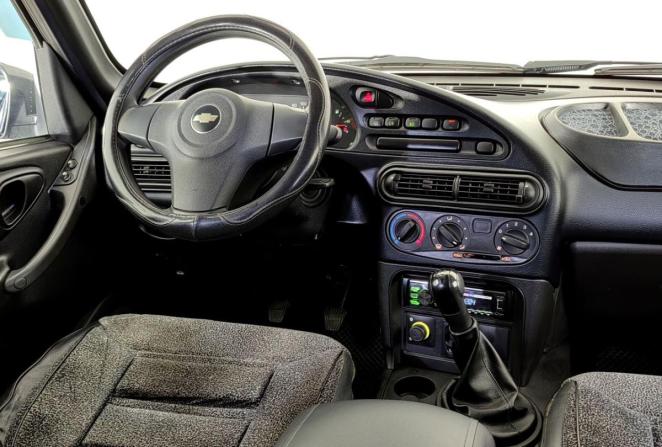 Chevrolet Niva I Рестайлинг с пробегом 2013 года, цена 649 000 рублей, 87734 км, внедорожник, Автокод Объявления