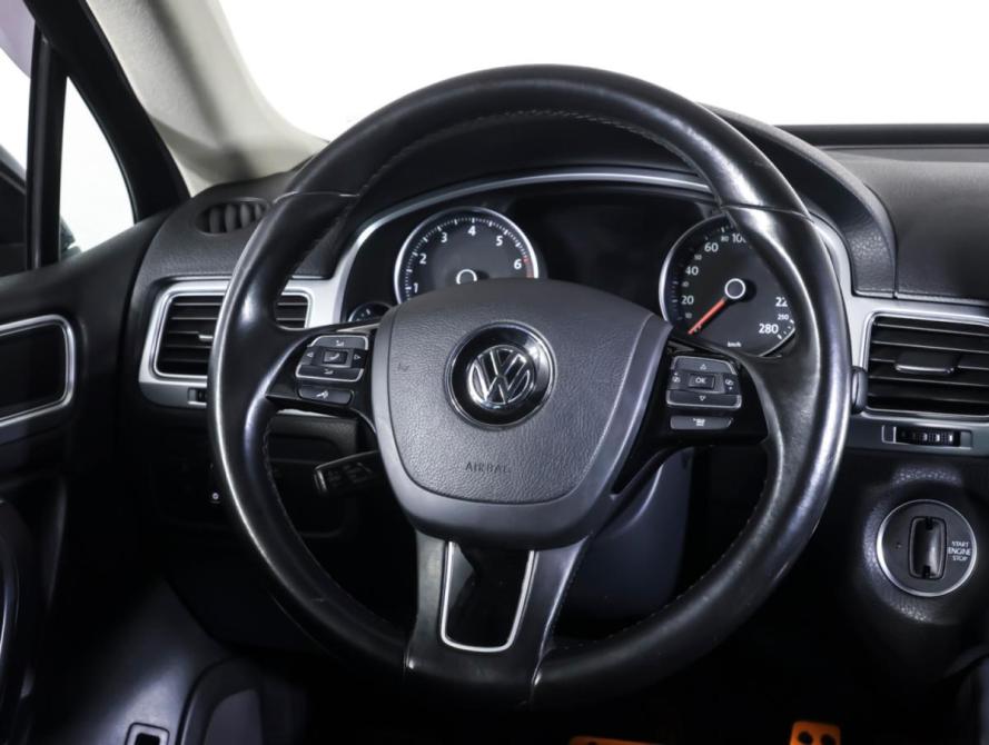 Volkswagen Touareg II Рестайлинг Москва  - изображение 14