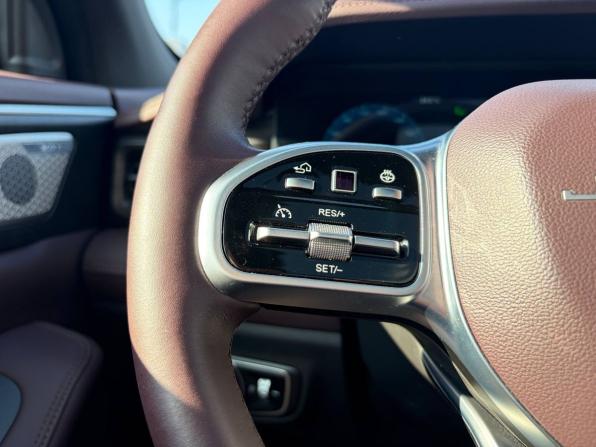 JETOUR X90+ с пробегом 2023 года, цена 2 095 000 рублей, 37973 км, внедорожник, Автокод Объявления