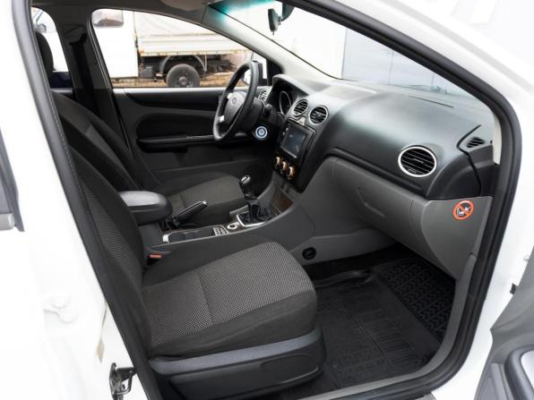 Ford Focus II Рестайлинг с пробегом 2011 года, цена 669 000 рублей, 214243 км, хэтчбек, Автокод Объявления