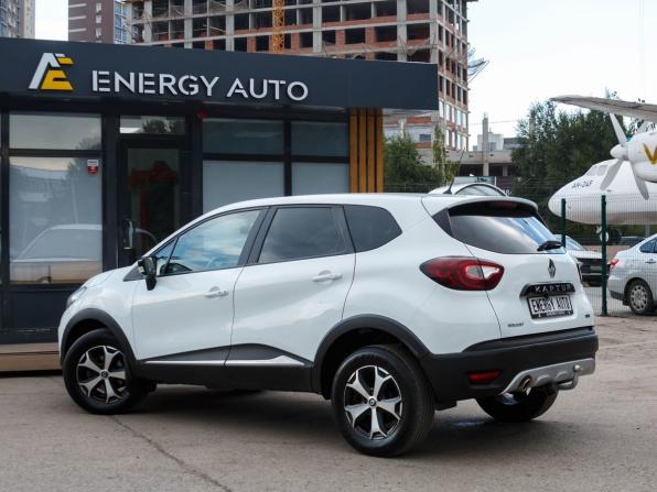 Renault Kaptur I с пробегом 2017 года, цена 1 366 000 рублей, 188994 км, внедорожник, Автокод Объявления