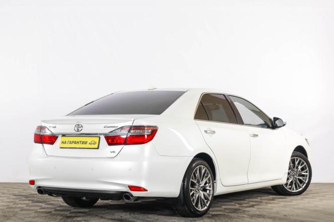 Toyota Camry VII (XV50) Рестайлинг с пробегом 2015 года, цена 2 079 000 рублей, 194000 км, седан, Автокод Объявления