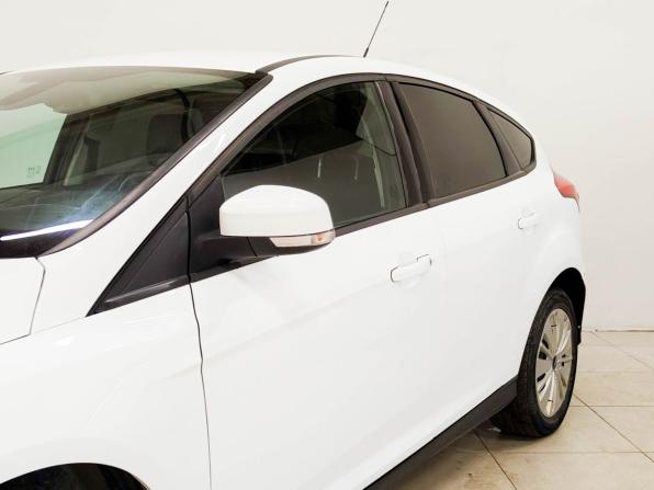 Ford Focus III Рестайлинг с пробегом 2015 года, цена 940 000 рублей, 133071 км, хэтчбек, Автокод Объявления