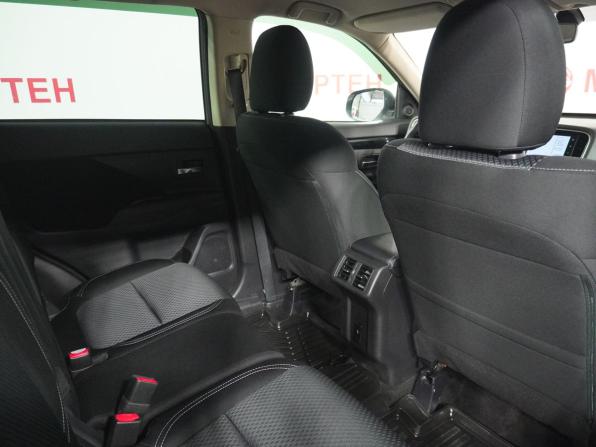 Mitsubishi Outlander III Рестайлинг 3 с пробегом 2021 года, цена 2 729 000 рублей, 74016 км, внедорожник, Автокод Объявления