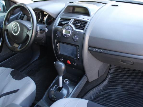 Renault Megane II Рестайлинг с пробегом 2008 года, цена 250 000 рублей, 173176 км, седан, Автокод Объявления