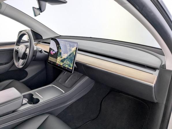 Tesla Model Y I с пробегом 2021 года, цена 4 100 000 рублей, 65205 км, внедорожник, Автокод Объявления