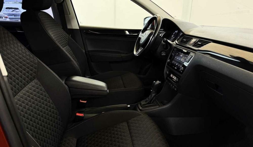 Skoda Rapid I Рестайлинг Москва  - изображение 11