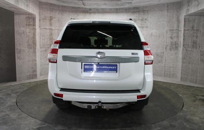 Toyota Land Cruiser Prado 150 Series Рестайлинг 1 с пробегом 2013 года, цена 3 085 000 рублей, 254466 км, внедорожник, Автокод Объявления