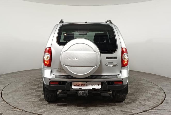 Chevrolet Niva I Рестайлинг с пробегом 2018 года, цена 940 000 рублей, 37285 км, внедорожник, Автокод Объявления