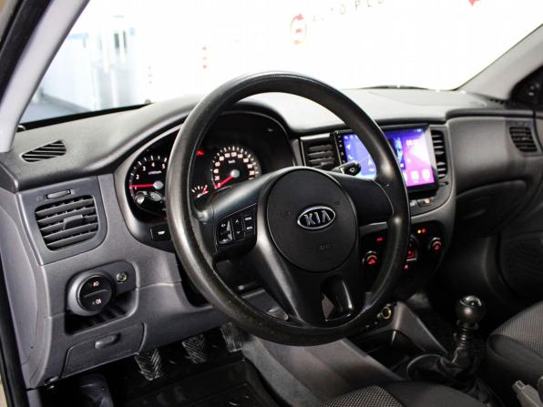 Kia Rio II Рестайлинг с пробегом 2010 года, цена 499 000 рублей, 201784 км, хэтчбек, Автокод Объявления