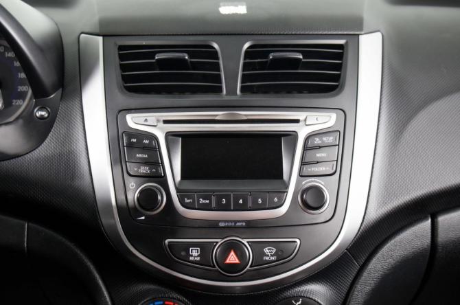 Hyundai Solaris I Рестайлинг с пробегом 2016 года, цена 1 199 000 рублей, 155425 км, седан, Автокод Объявления
