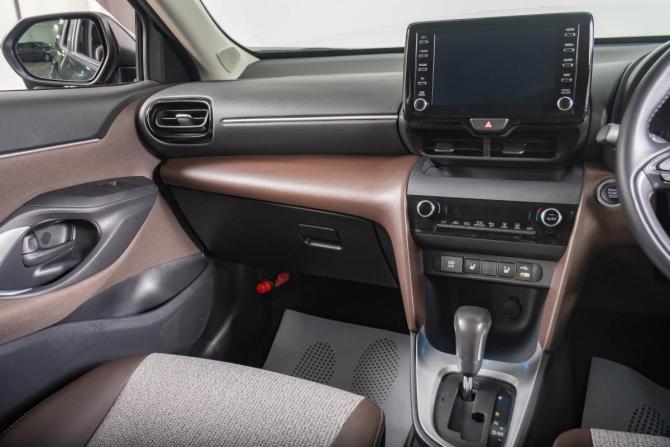 Toyota Yaris Cross I с пробегом 2020 года, цена 2 299 000 рублей, 6000 км, внедорожник, Автокод Объявления